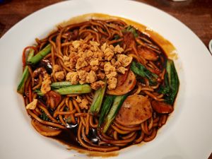 KL Noodles - very nice 😋 at Zhenyi Veggie Place 真一素食坊 in Northeast Singapore