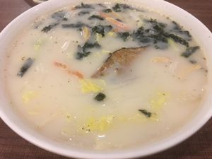 Sliced fish thick beehoon  at Zhenyi Veggie Place 真一素食坊 in Northeast Singapore