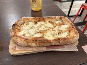   at Eating Love Sourdough Pizza in Taipei