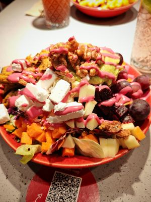 Harvest Bowl at Kaspar Schmauser in Essen