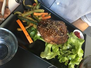 Portobello burger at 42 Degrés in Paris