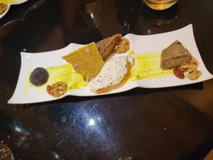 Raw cheese platter (degustation de Trois frawmages) at 42 Degrés in Paris