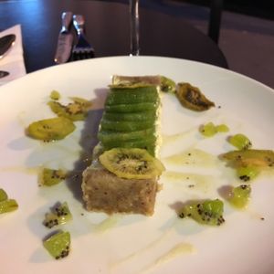 kiwiiii at 42 Degrés in Paris