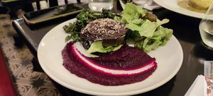 Burger Mushroom portobello at 42 Degrés in Paris