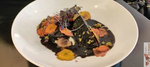 Vegetale bourguignon, red wine sauce, rainbow carrots at 42 Degrés in Paris