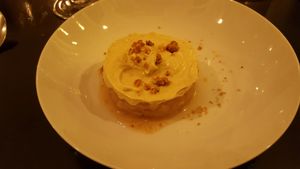 Crumble aux poires at 42 Degrés in Paris