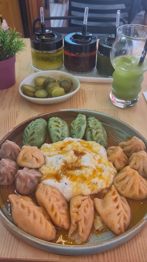 Vegan mix selection at Mr.Dumpling Mantı - Sirkeci in Istanbul