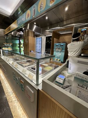 Vegan ice cream options  at Yolé in East London