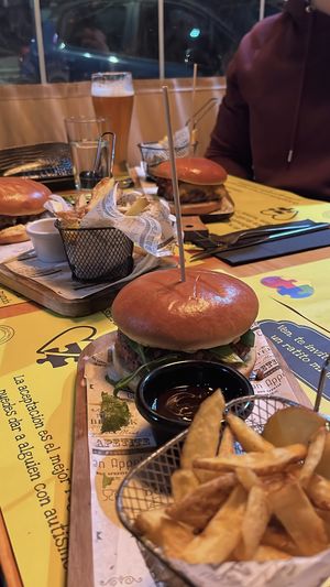 Hamburguesa vegana   at Gastrobar La Fábrica Brew Pub in Cartagena
