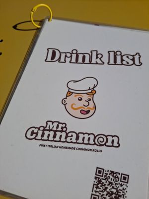  at Mr Cinnamon in Naples