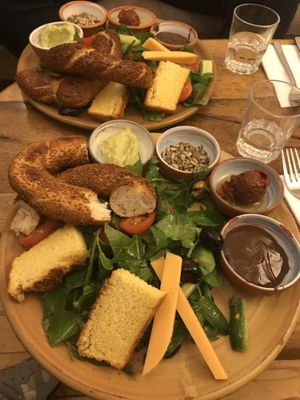 Vegan breakfast at Kahve 6 in Istanbul