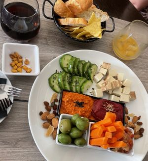 Vegan board  at Vino vidi vici in Tenerife