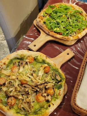 Vegan pizza   at  Kyu-hondō-tei - 古民家バル 旧本藤邸 in Kurashiki