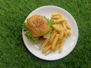 Vegan Burger at Tarzan Coffee Hut in Surat Thani
