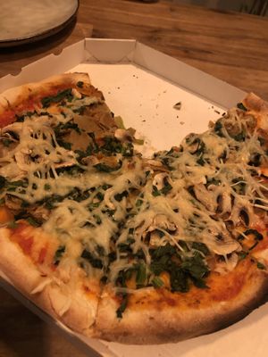 Special Döner Pizza 🍕   at Dilgelay in Stuttgart