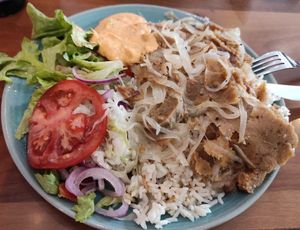 Veganer Dönerteller at Dilgelay in Stuttgart