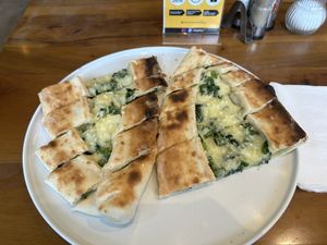 Vegane Spinat Pide  at Dilgelay in Stuttgart