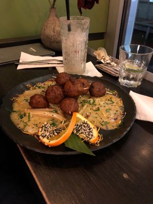 Linsenköfte am Spieß  at Das Reiskorn in Stuttgart