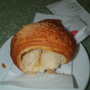 Handmade Brioche arancia e zenzero at Zanardi Lab in Bologna