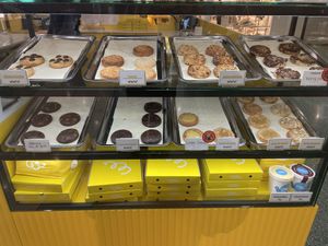 Bolachas  at Happy Food (Vasco da Gama) in Lisbon