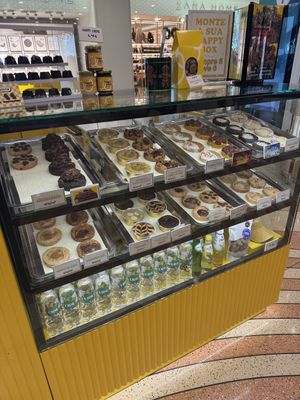   at Happy Food (Vasco da Gama) in Lisbon