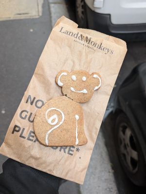  at Land & Monkeys - Les Halles in Paris