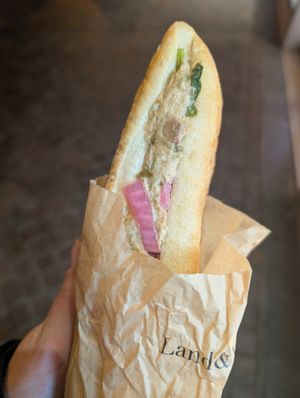  at Land & Monkeys - Les Halles in Paris