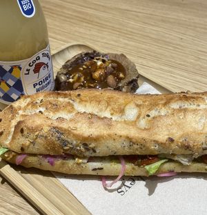  #Veganuary at Land & Monkeys - Les Halles in Paris