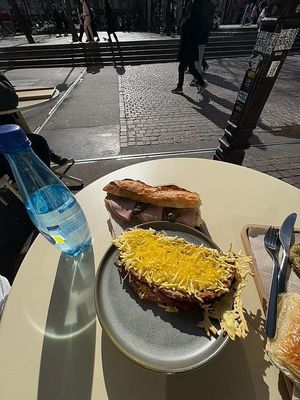  at Land & Monkeys - Les Halles in Paris