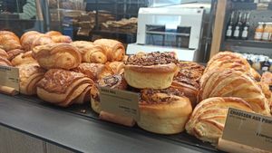  at Land & Monkeys - Les Halles in Paris