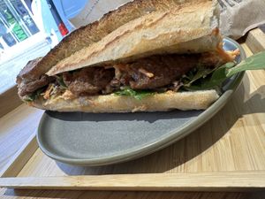 Vegan chicken sandwich 🥪  😋   at Land & Monkeys - Les Halles in Paris