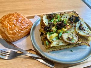  at Land & Monkeys - Les Halles in Paris