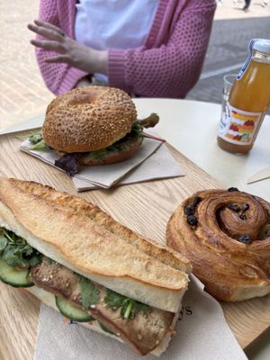 Baan Mi sandwich   at Land & Monkeys - Les Halles in Paris