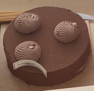 Le gâteau Hazelia at Land & Monkeys - Les Halles in Paris