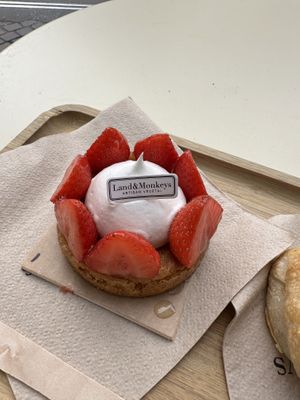 Strawberry tart  at Land & Monkeys - Les Halles in Paris