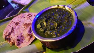Palak tofu with plain paratha at Old Green House Cafe in Mysore