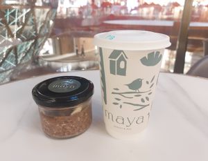 Overnight Oats (Cocoa Power) + Smoothie (Power Berry) 😋 at Maya x The Cakery - K11 Musea in Kowloon
