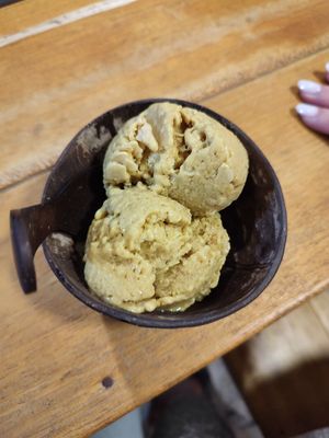 mango ice cream at N Ice Cream & Coffee Mirissa in Mirissa