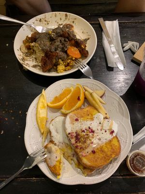 absolutely delicious french toast, coconut biscuits (AMAZING) and groovy (flavorless) with fried chx (very good and crispy) :) at 24 Carrots in Tempe