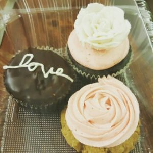 Desserts at 24 Carrots in Tempe