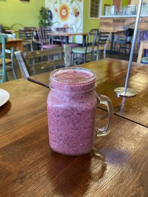 Smoothie at 24 Carrots in Tempe