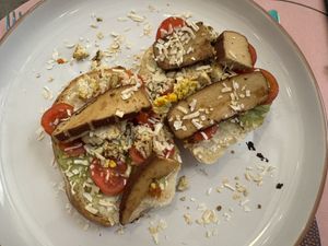 Vegan Benedict (option 22)  at Too Much - Brunch e Café in Lecce