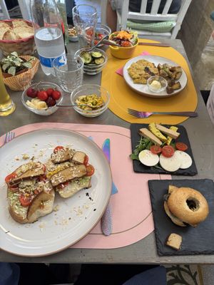 Vegan Benedict + Special Vegan Menu brunch option  at Too Much - Brunch e Café in Lecce