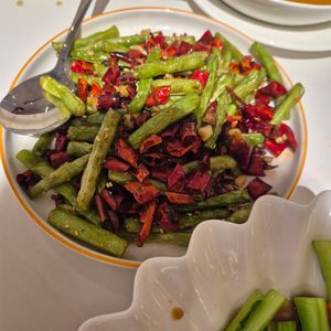 Long beans with dried chilli at Green On Earth in East Singapore