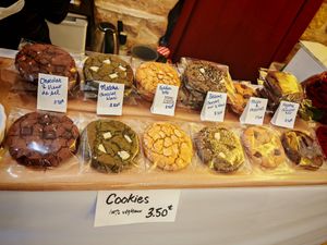 Vegan cookies choice at Doughpamine: Micro-Bakery - Maybe closed in Paris