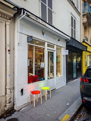 Facade at Doughpamine: Micro-Bakery - Maybe closed in Paris