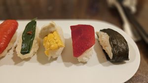 Vegan sushi at Salloga in Sapporo