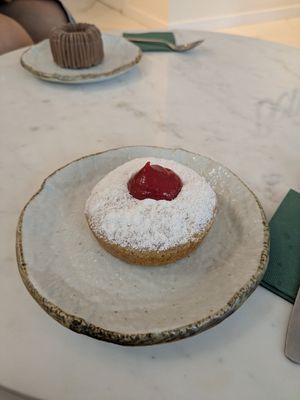 Raspberry brioche at Benevola in Barcelona