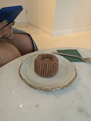 Snicker mousse at Benevola in Barcelona