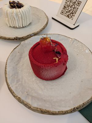 Played cakes at Benevola in Barcelona